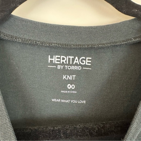 Torrid | Peace Relaxed Fit Heritage Jersey Crew Tee Muscle Tee Size Medium (00) - Picture 5 of 8